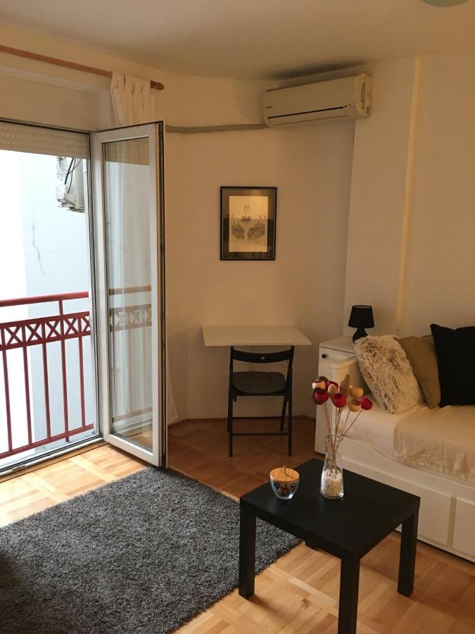 Studio 16 Novi Sad Luaran gambar